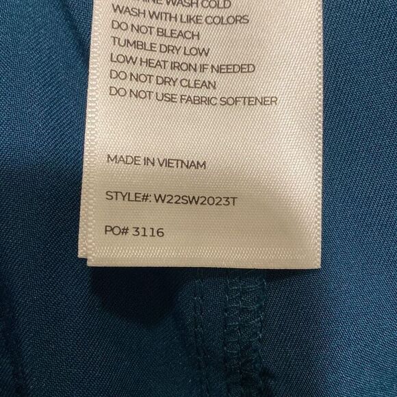 Figs scrubs, pants, size extra large ￼XL/T - Picture 7 of 8